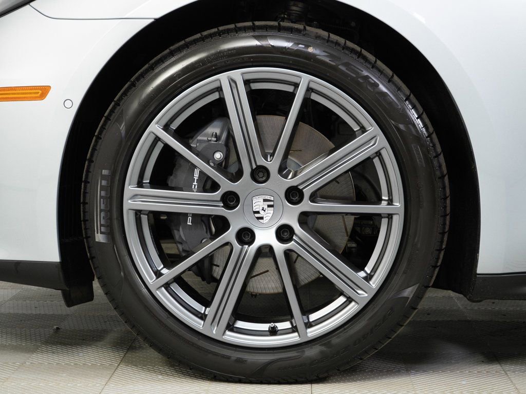 New 2026 Porsche Panamera image 38