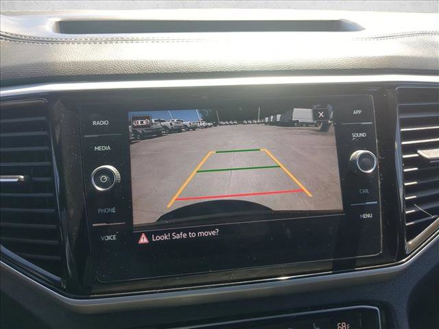 Used 2022 Volkswagen Atlas Cross Sport SE image 14