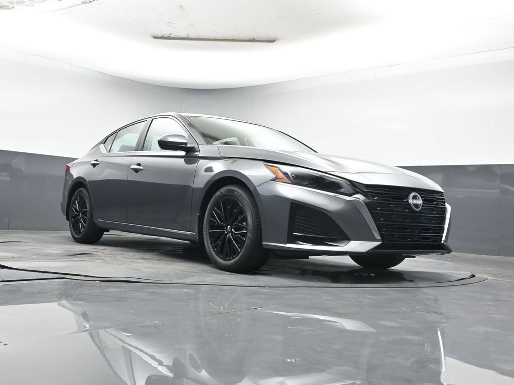 New 2025 Nissan Altima 2.5 SV w/ SV Special Edition Package image 29