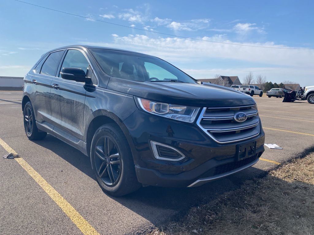 Used 2018 Ford Edge SEL w/ Equipment Group 201A image 3
