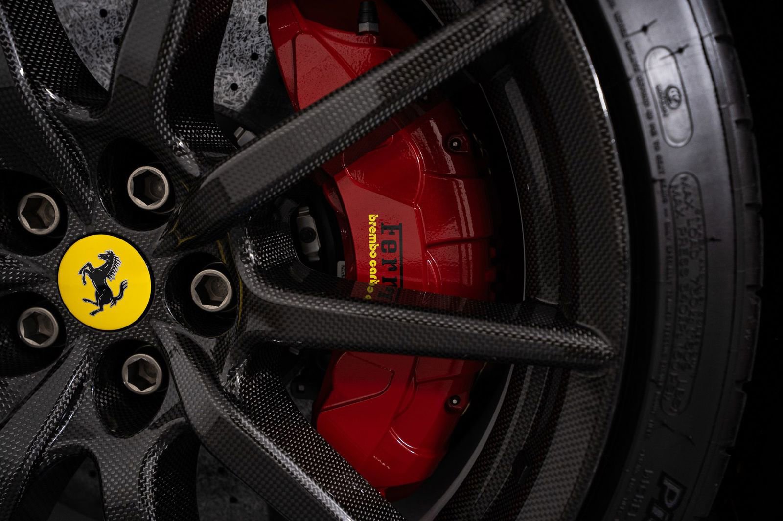 Certified 2022 Ferrari SF90 Stradale AWD/4WD image 38