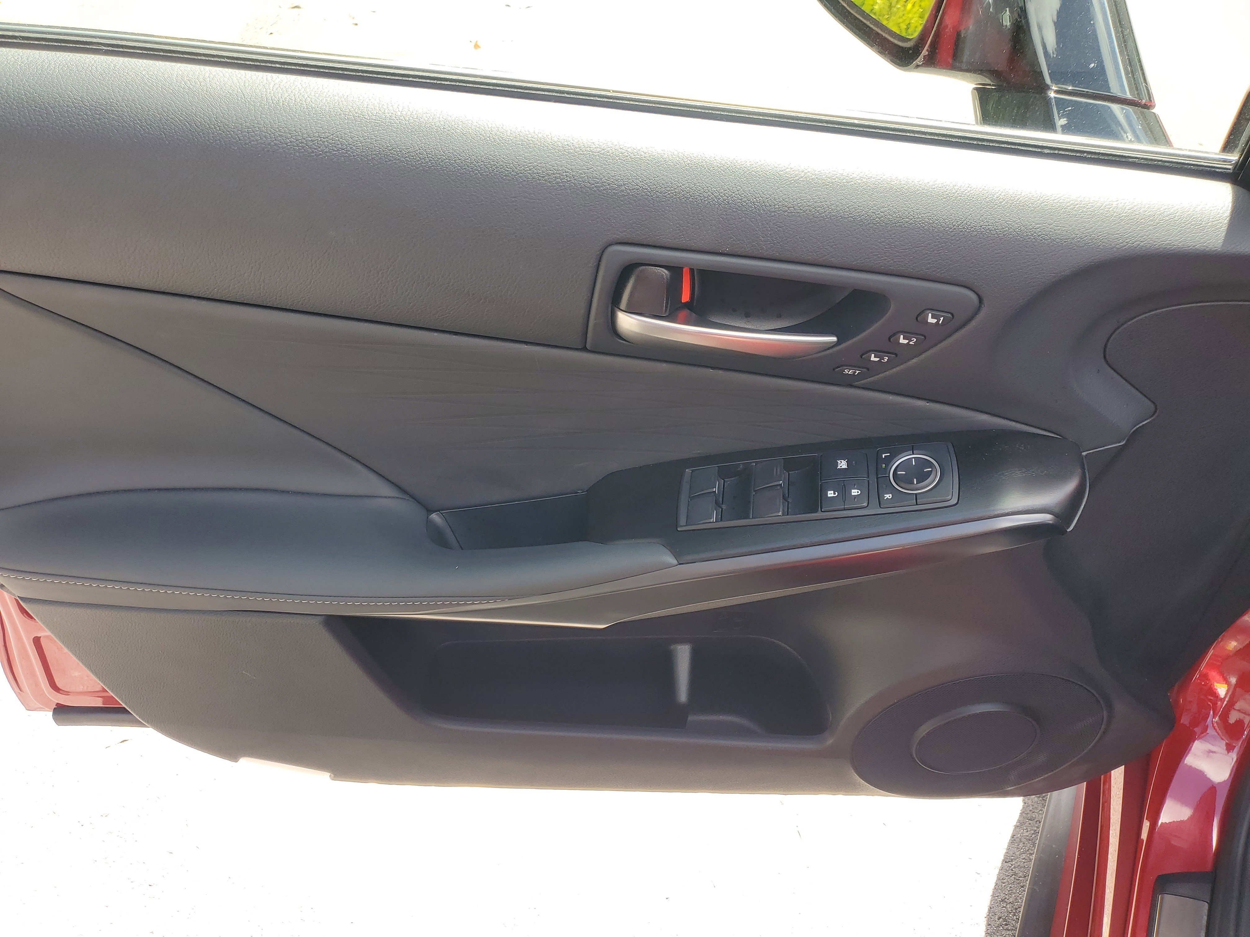 Used 2022 Lexus IS 300 w/ Premium Package image 17