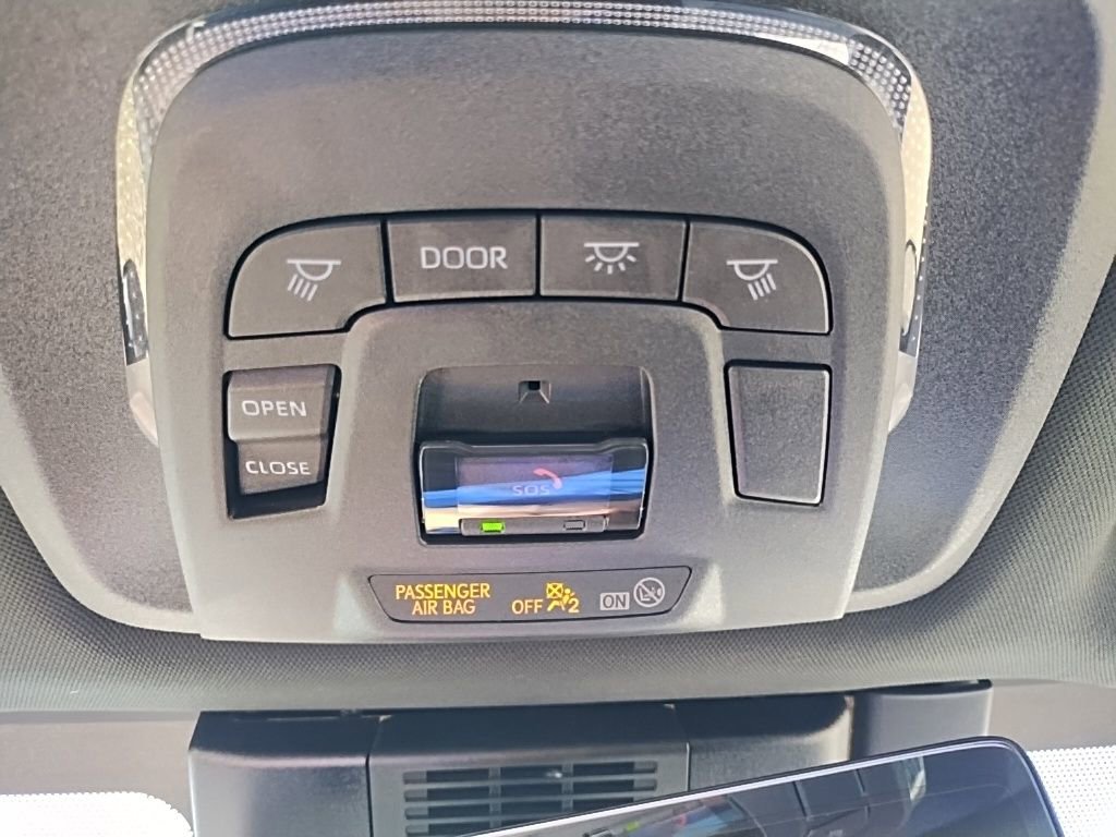 Used 2023 Subaru Solterra Touring image 38