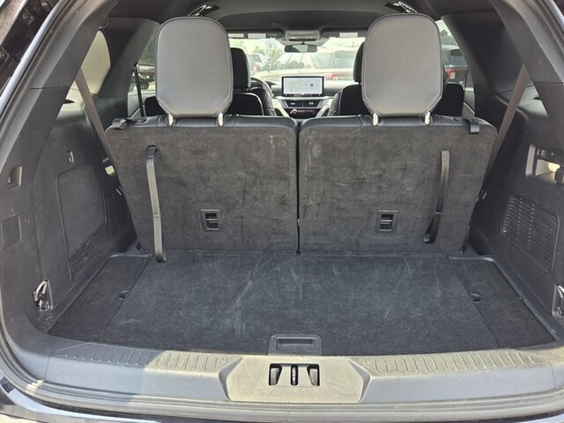 Used 2025 Ford Explorer ST-Line AWD/4WD image 14