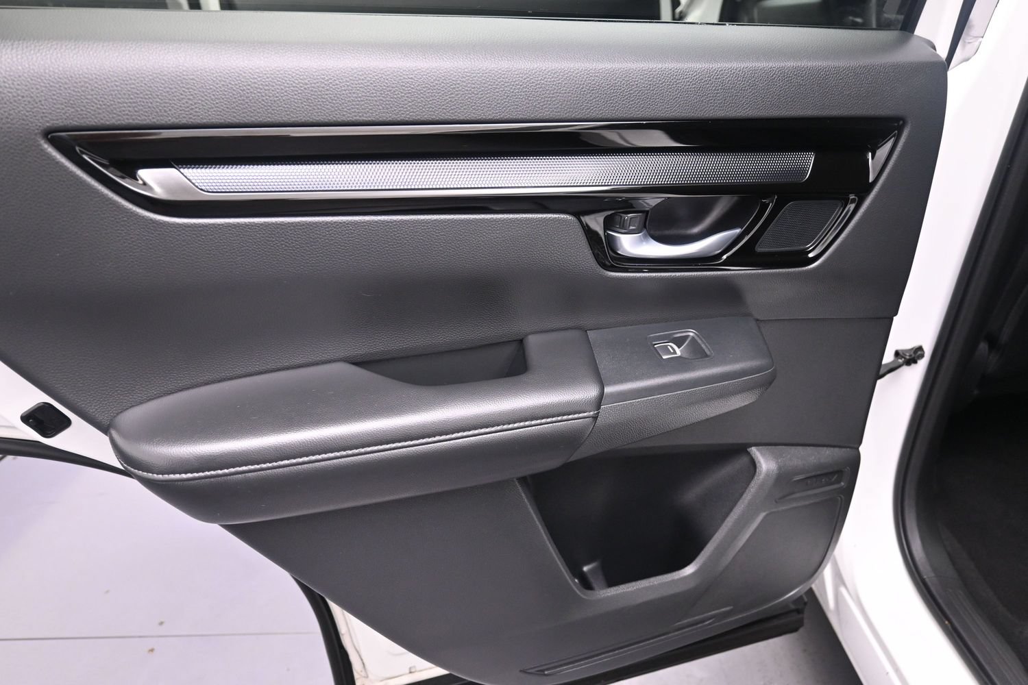 Used 2024 Honda CR-V EX-L image 28