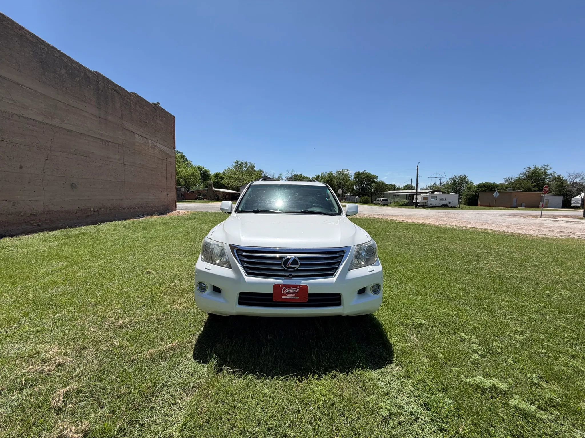 Used 2010 Lexus LX 570 4WD image 5