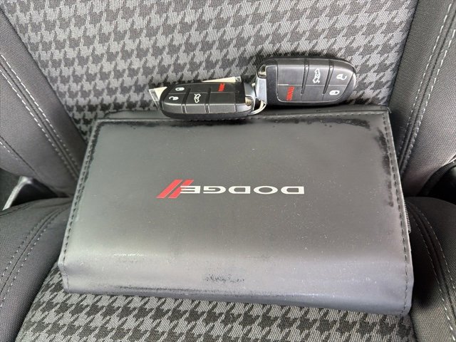 Used 2017 Dodge Challenger SXT image 25