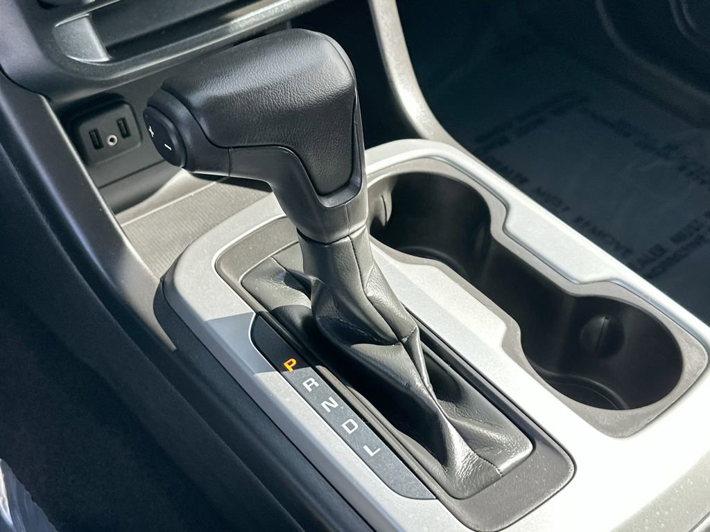 Used 2019 Chevrolet Colorado LT w/ Redline Special Edition image 17