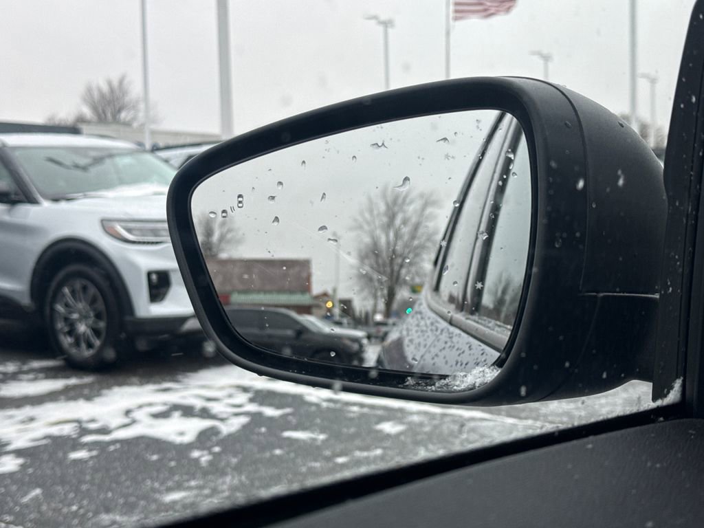 Used 2023 Ford Escape Active image 33