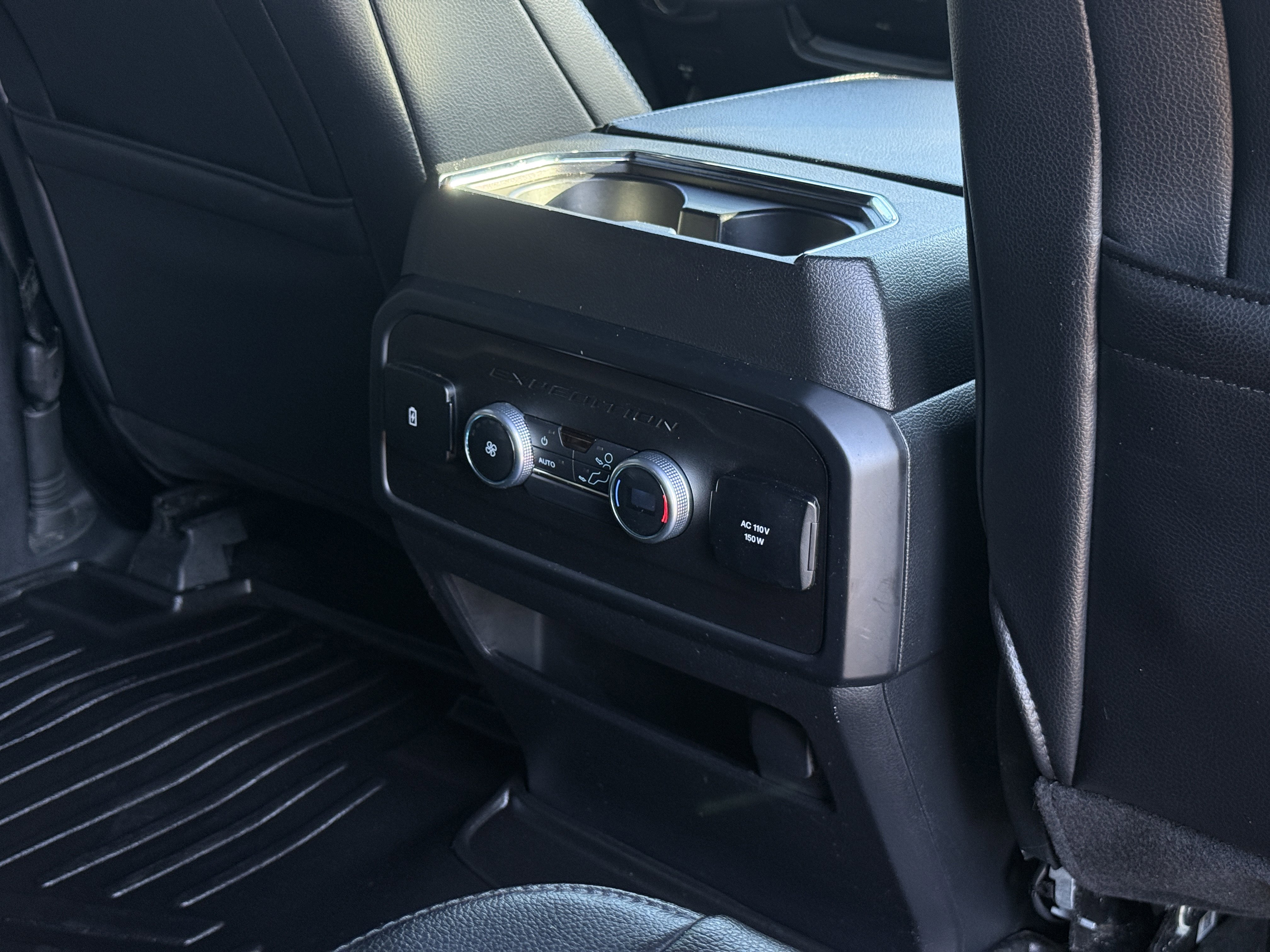 Used 2021 Ford Expedition XLT image 35