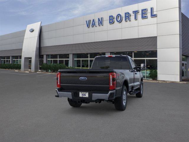 New 2026 Ford F350 XLT image 30