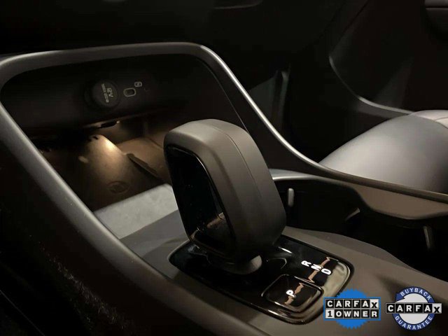 Used 2025 Volvo XC40 B5 Core image 58