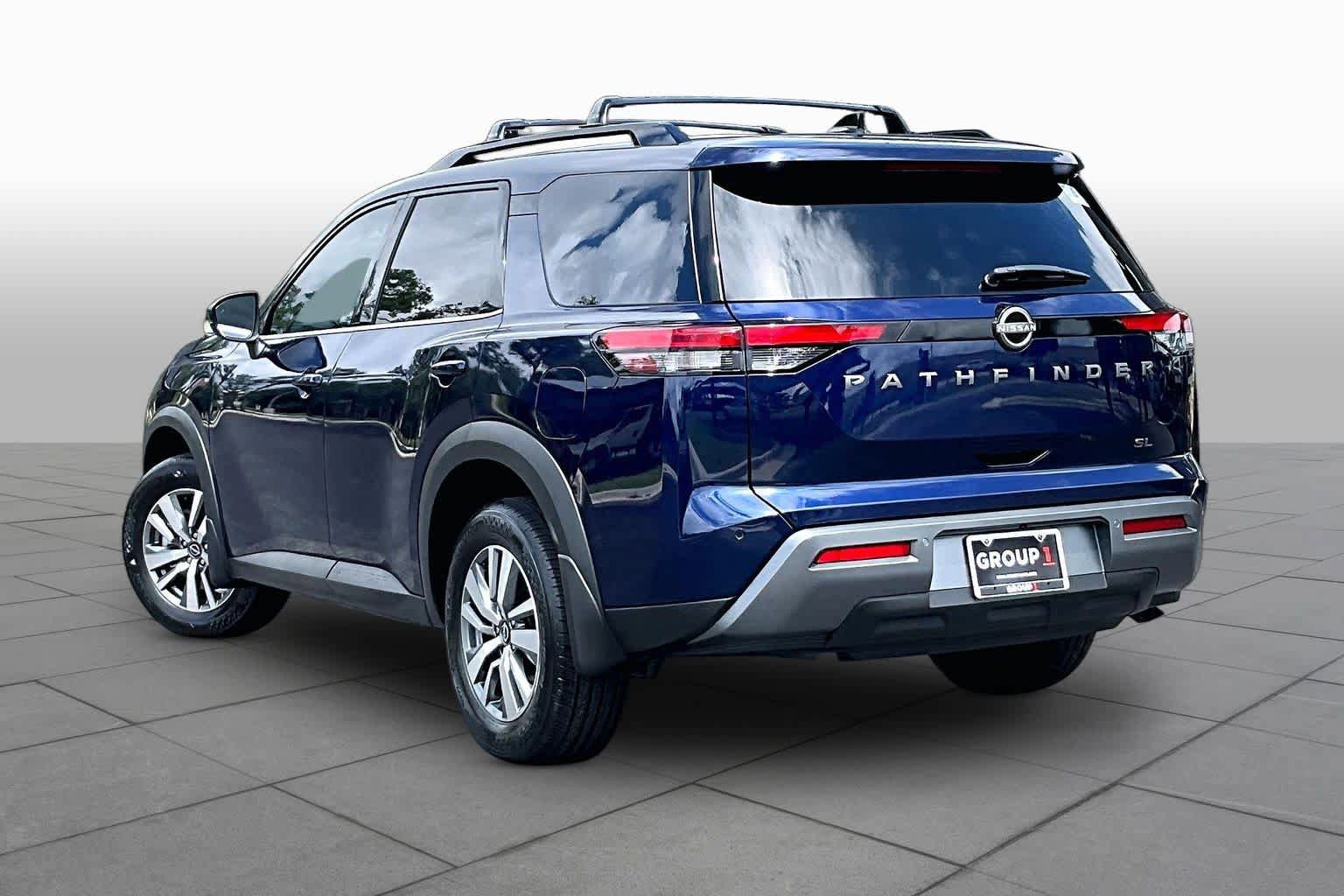 New 2026 Nissan Pathfinder SL FWD image 12
