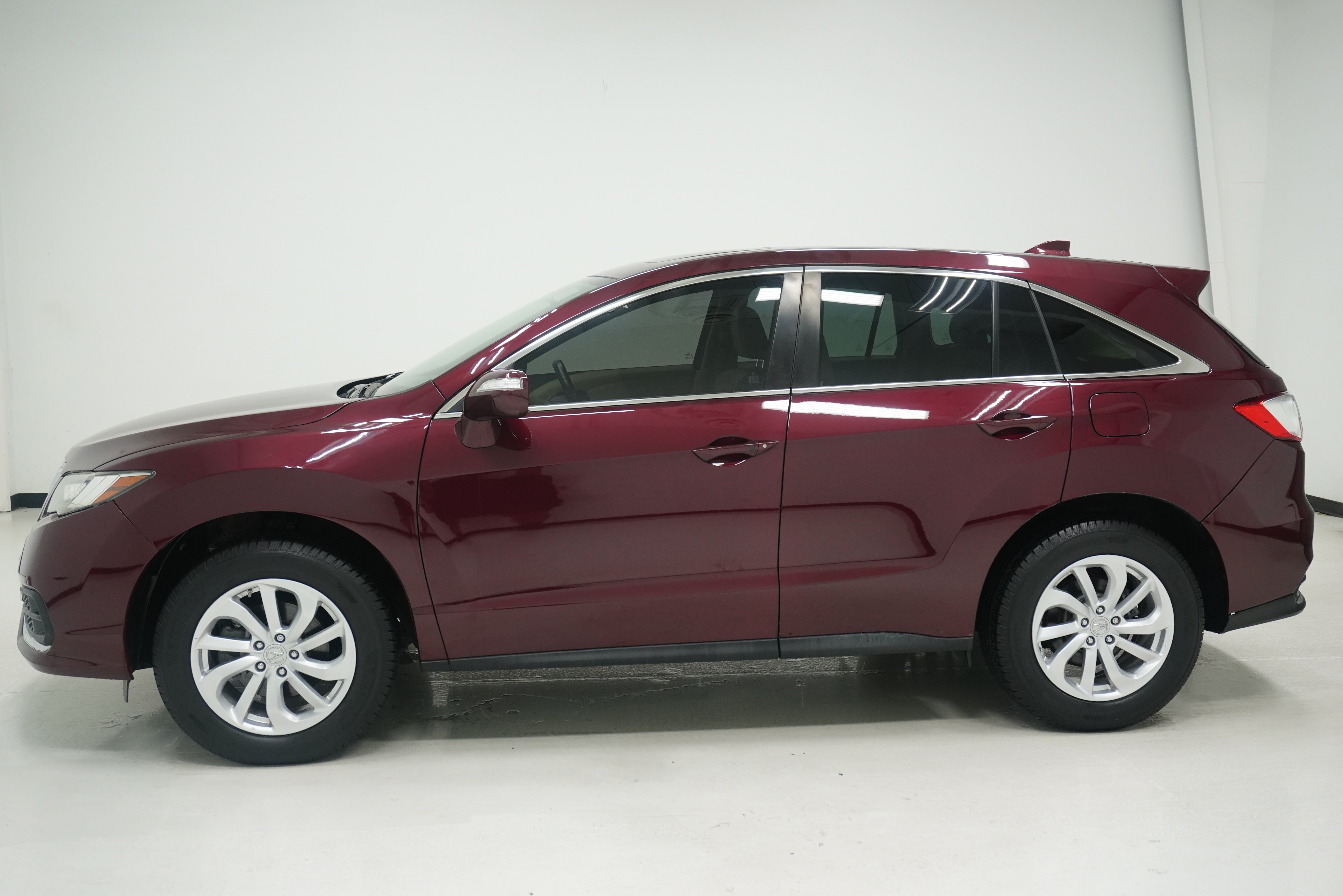 Used 2017 Acura RDX w/ Technology Package FWD image 7