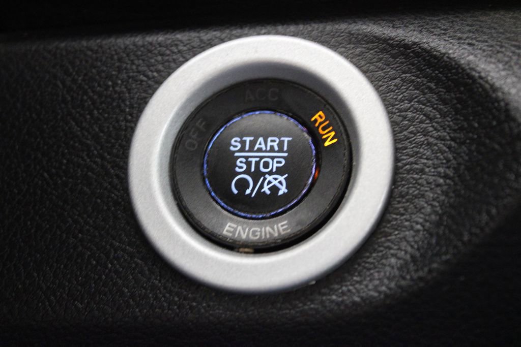 Used 2014 RAM 2500 Laramie w/ Black Appearance Group AWD/4WD image 26
