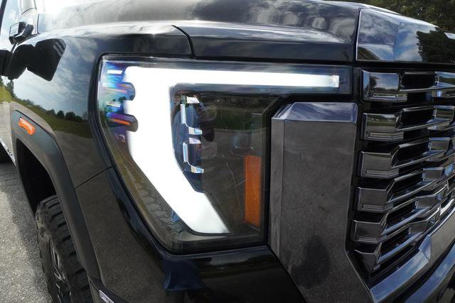 Used 2024 GMC Sierra 2500 Denali Ultimate image 37