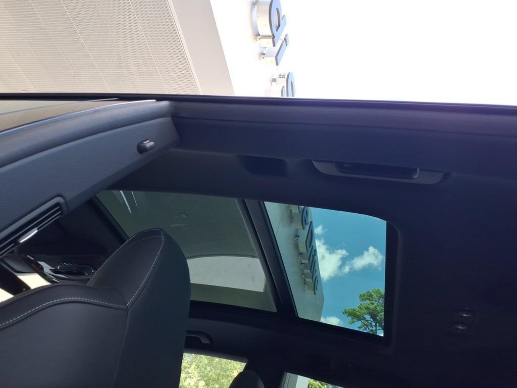 New 2026 Audi SQ8 Premium Plus AWD/4WD image 11