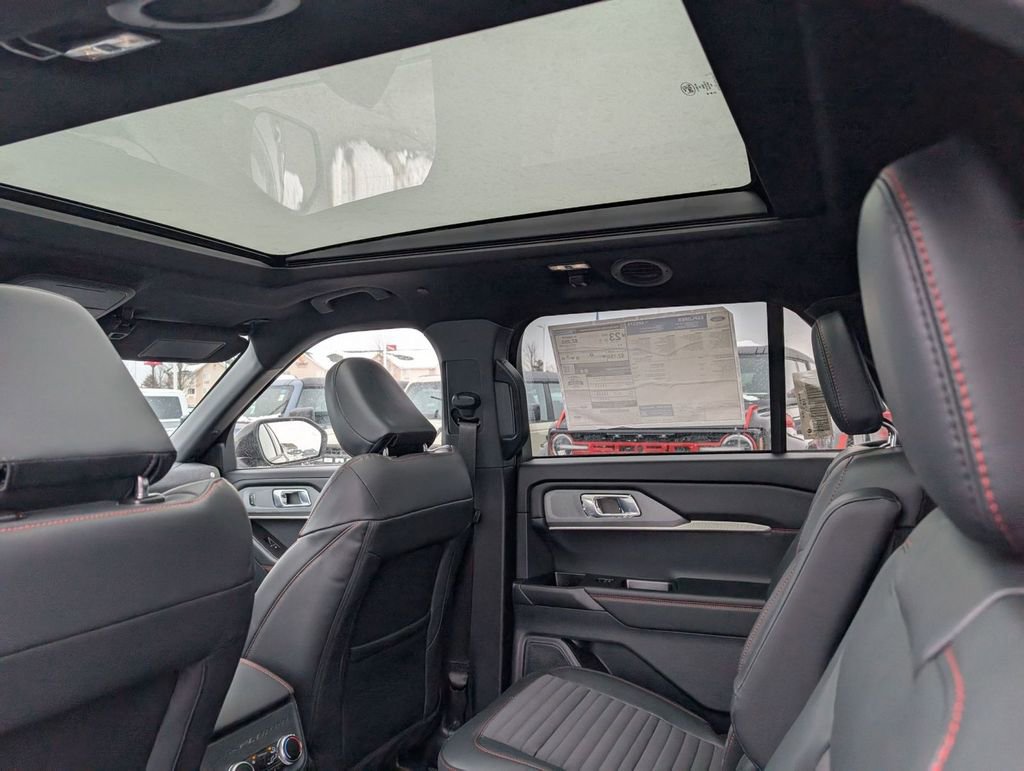 New 2026 Ford Explorer ST-Line w/ ST-Line Street Pack image 45
