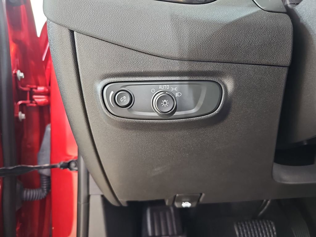 Certified 2023 Chevrolet Equinox RS image 31