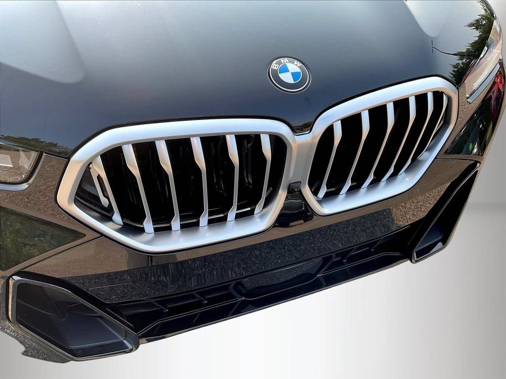 Used 2025 BMW X6 xDrive40i w/ Climate Comfort Package AWD/4WD image 34