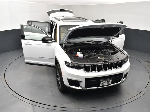 New 2025 Jeep Grand Cherokee L Limited w/ Trailer Tow Package image 25
