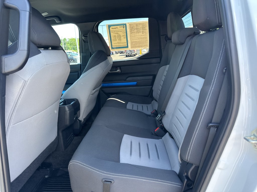 Used 2024 Toyota Tacoma TRD Sport w/ TRD Sport Upgrade Package AWD/4WD image 17