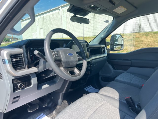 Used 2024 Ford F350 XL w/ Snow Plow/Camper Package AWD/4WD image 28