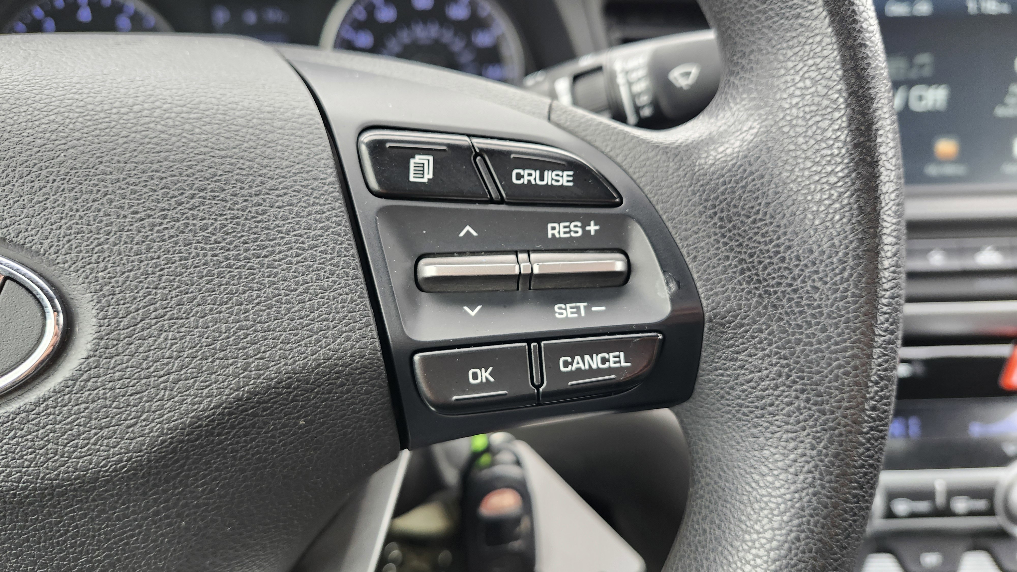 Used 2020 Hyundai Elantra SEL image 29