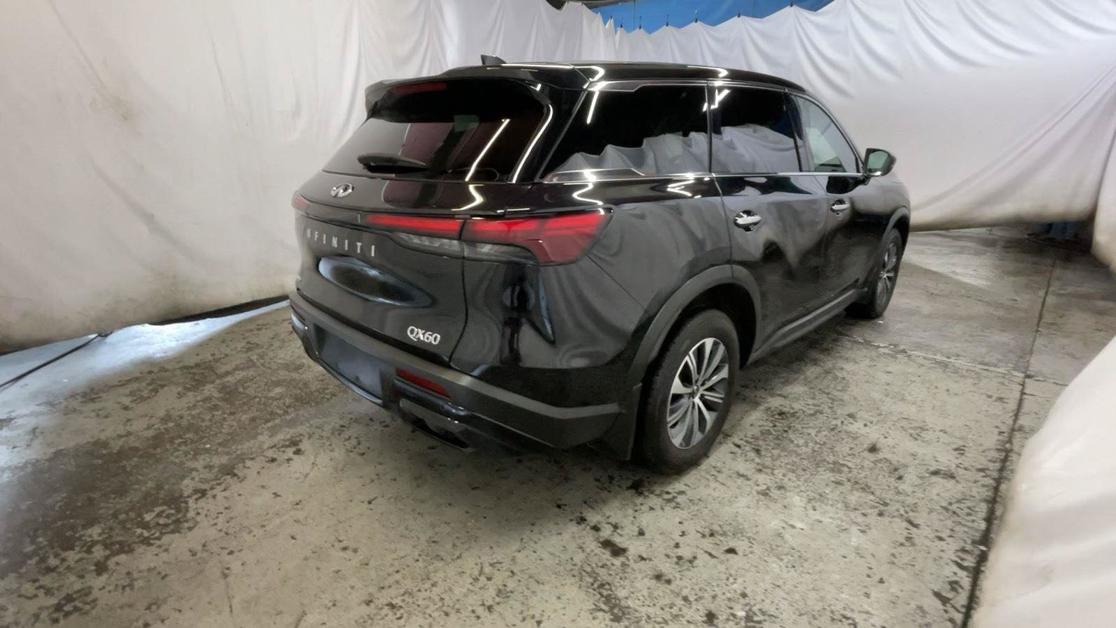 Used 2025 INFINITI QX60 Pure AWD/4WD image 5