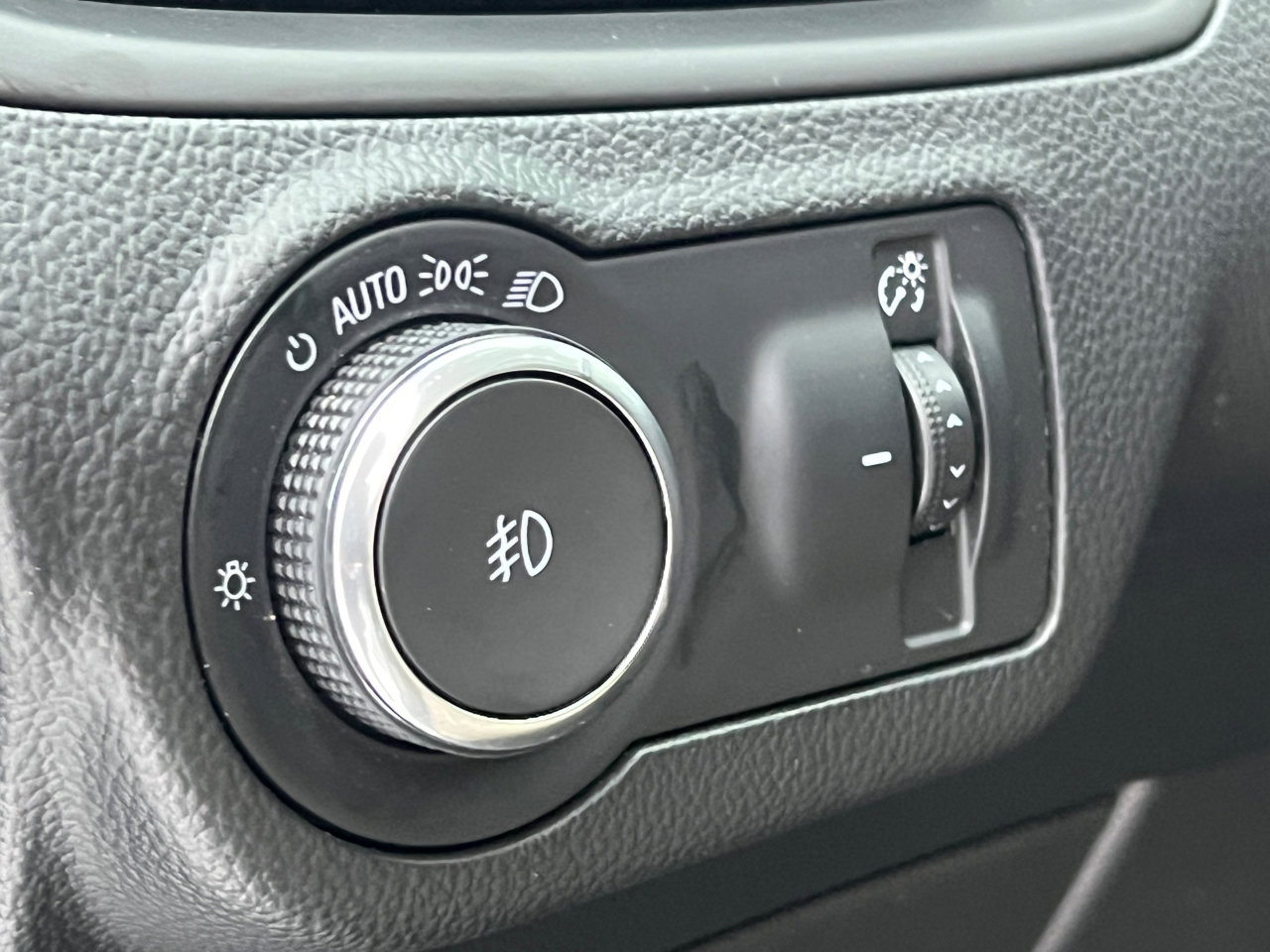 Used 2017 Buick Envision Preferred image 20