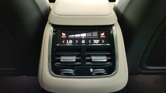 New 2026 Volvo XC90 T8 Plus w/ Protection Package Premier AWD/4WD image 31