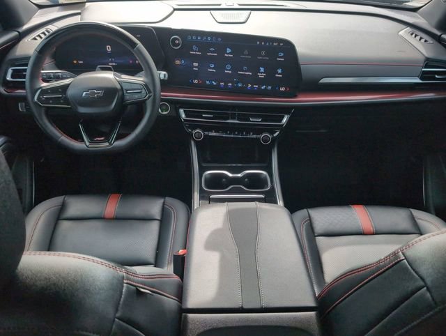 Used 2025 Chevrolet Traverse RS w/ LPO, Floor Liner Package image 10