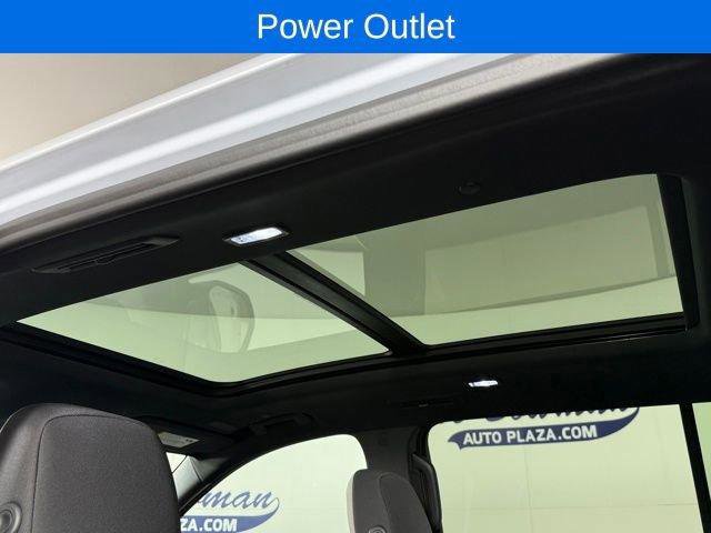 New 2026 Chevrolet Traverse LT w/ Sun and Wheel Package image 23