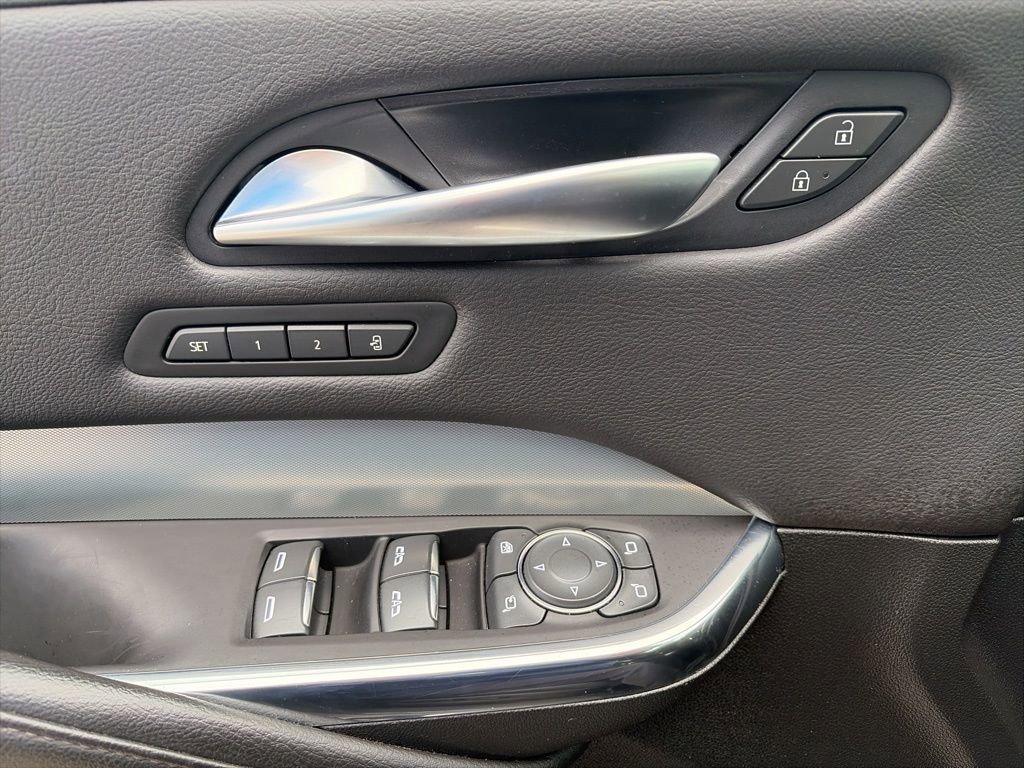 Used 2023 Cadillac XT4 Premium Luxury image 14