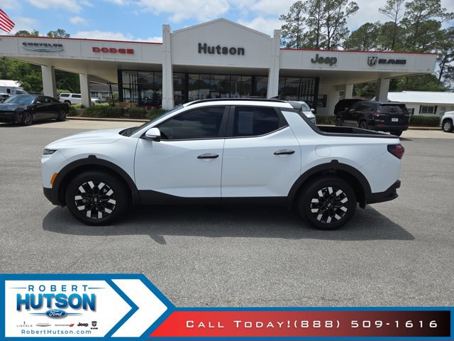 Used 2025 Hyundai Santa Cruz SEL FWD image 1