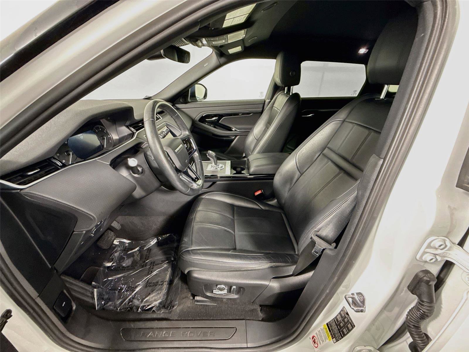Used 2021 Land Rover Range Rover Evoque S AWD/4WD image 2