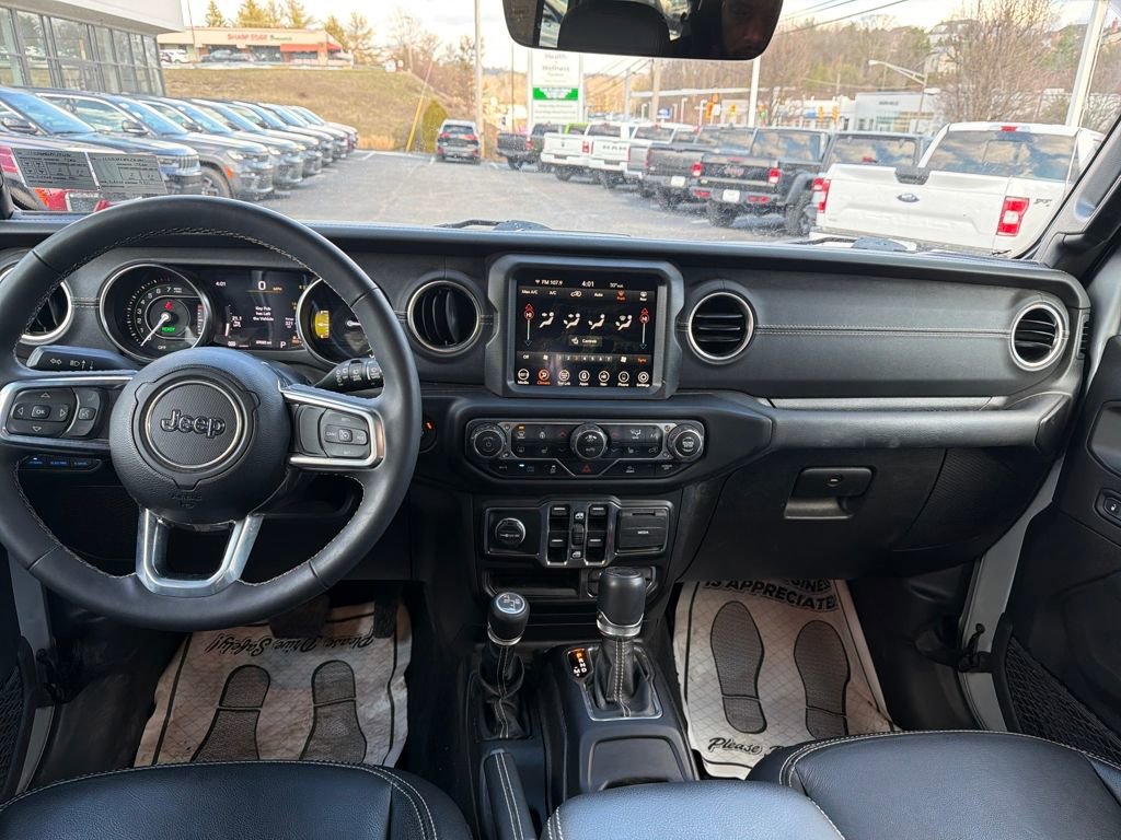 Certified 2023 Jeep Wrangler Unlimited Sahara w/ Cold Weather Group image 16