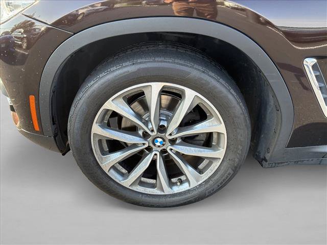 Used 2019 BMW X3 xDrive30i w/ Premium Package AWD/4WD image 5
