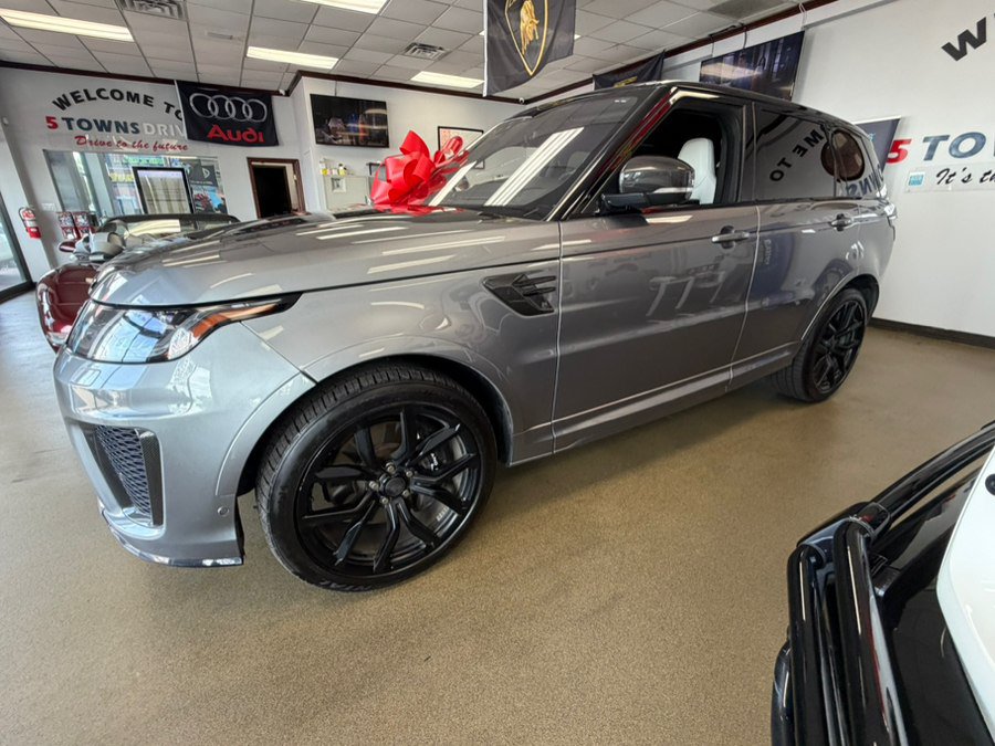 Used 2022 Land Rover Range Rover Sport SVR AWD/4WD image 9