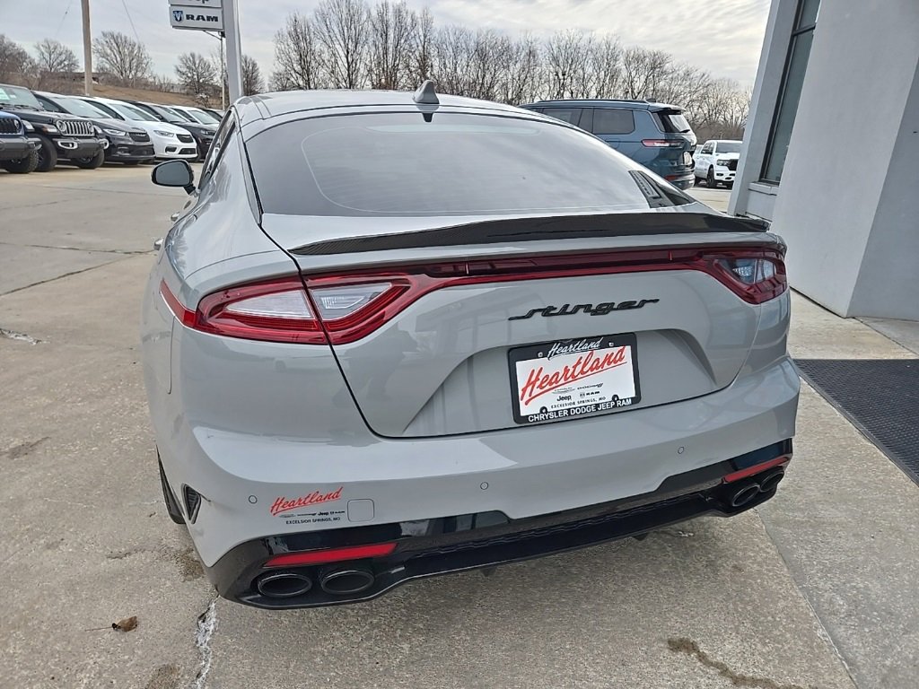 Used 2020 Kia Stinger GT2 image 8