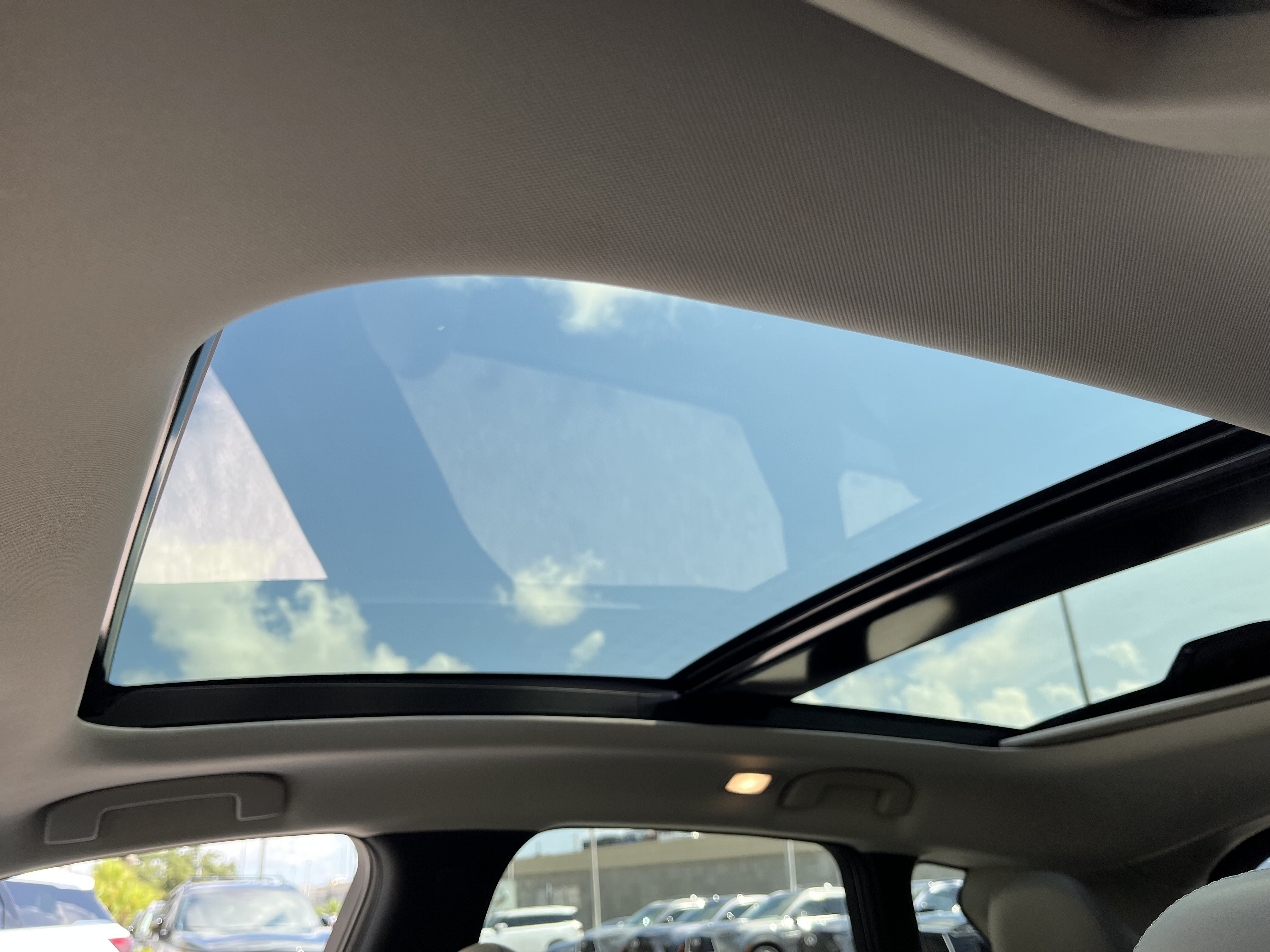 Certified 2023 INFINITI QX50 Luxe w/ Accent Package FWD image 4