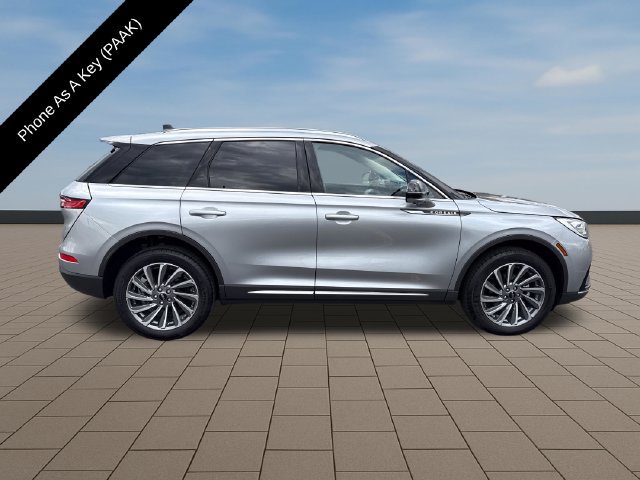 Certified 2024 Lincoln Corsair Reserve w/ Equipment Group 201A AWD/4WD image 8