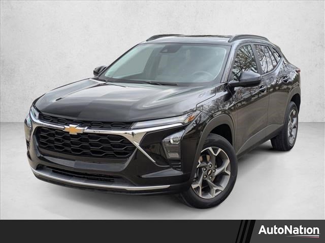 Used 2025 Chevrolet Trax LT