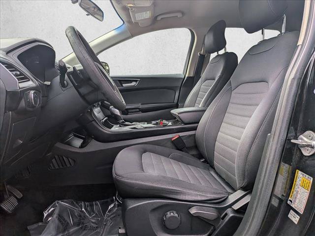 Used 2017 Ford Edge SE FWD image 16