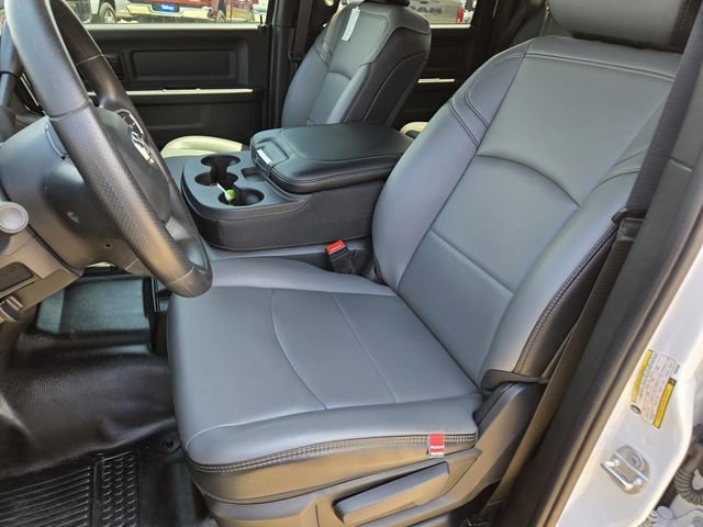 New 2025 RAM 3500 Tradesman w/ Chrome Appearance Group image 23