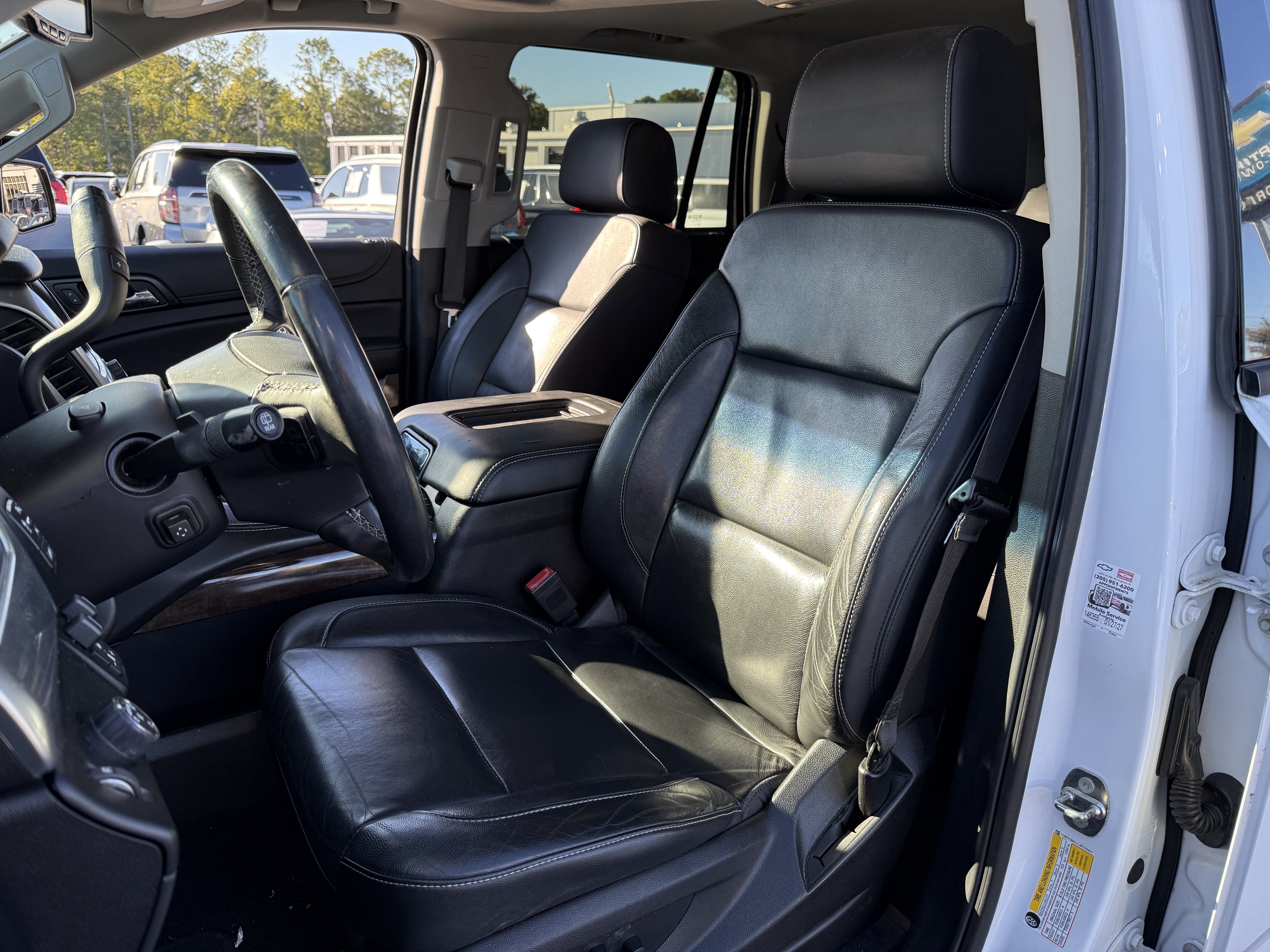 Used 2018 Chevrolet Tahoe LT w/ Luxury Package RWD image 6