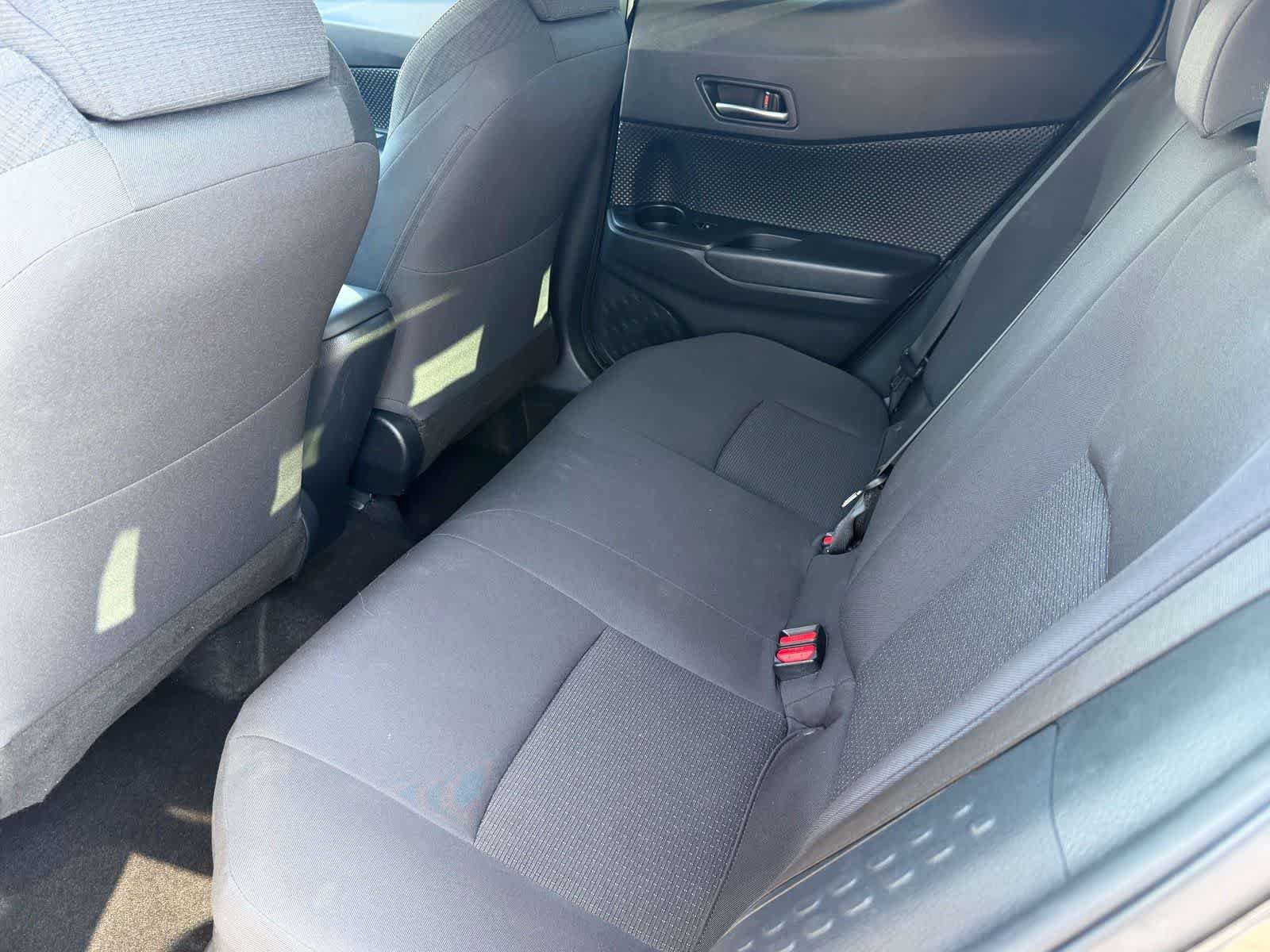 Used 2018 Toyota C-HR XLE FWD image 17