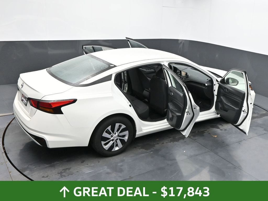 Used 2024 Nissan Altima 2.5 S FWD image 67