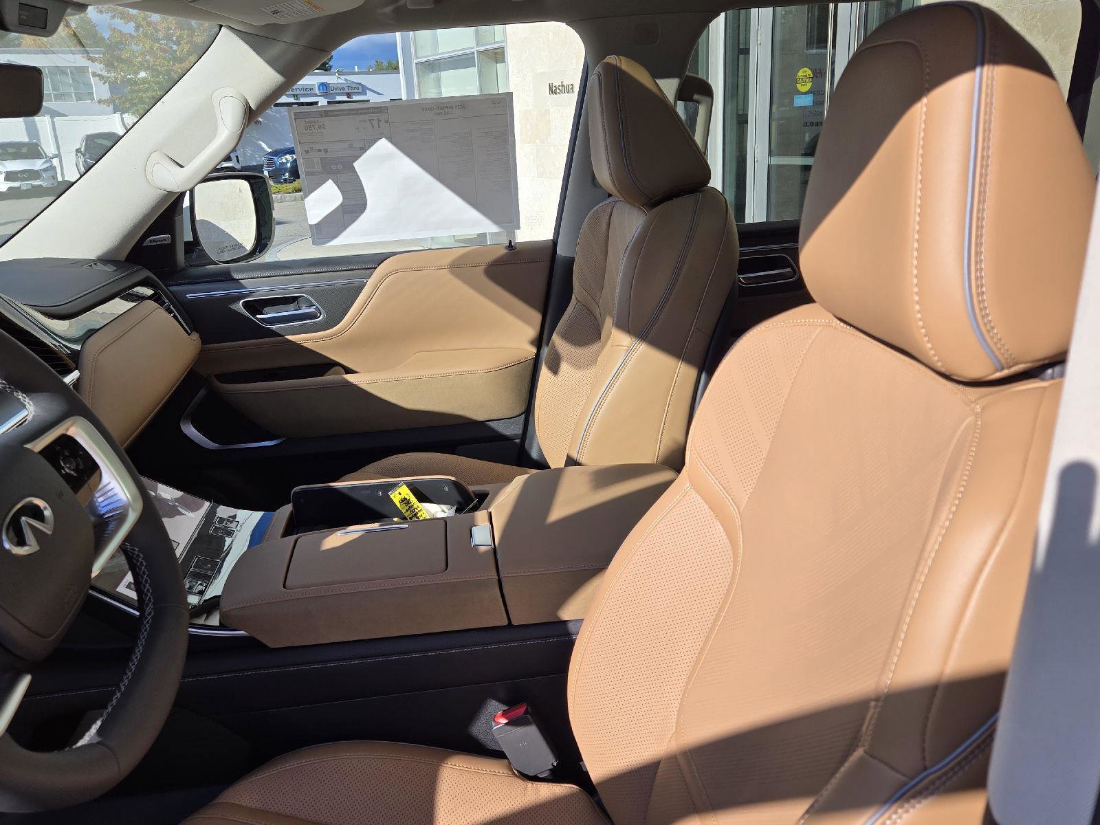 New 2026 INFINITI QX80 Luxe image 7