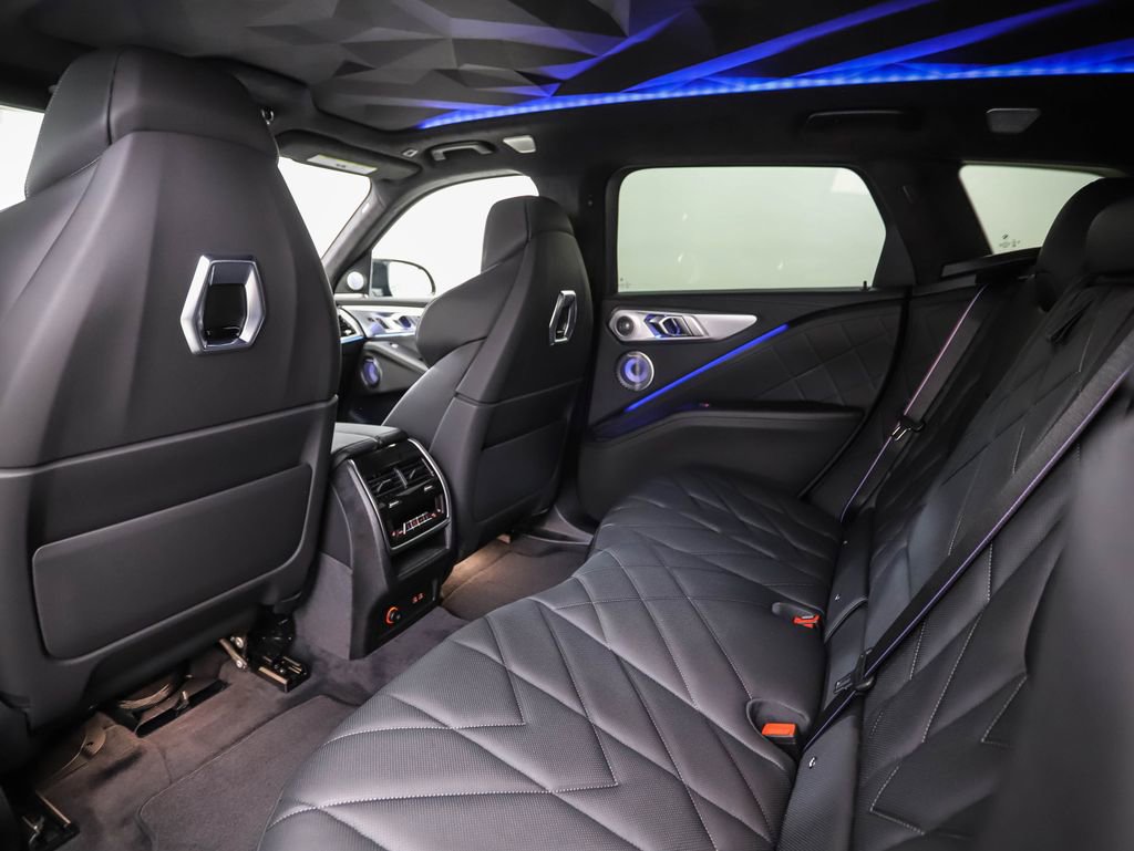 New 2026 BMW XM Label Red image 21